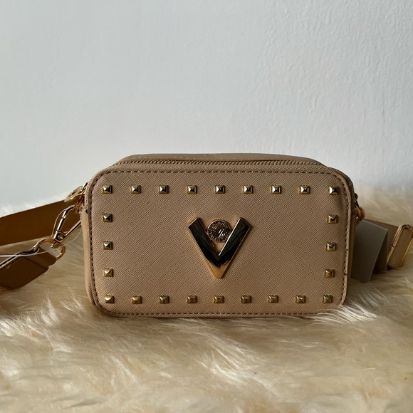 NWT Valentino Orlandi Crossbody Handbag.  Reposhing did not use. - Picture 1 of 4